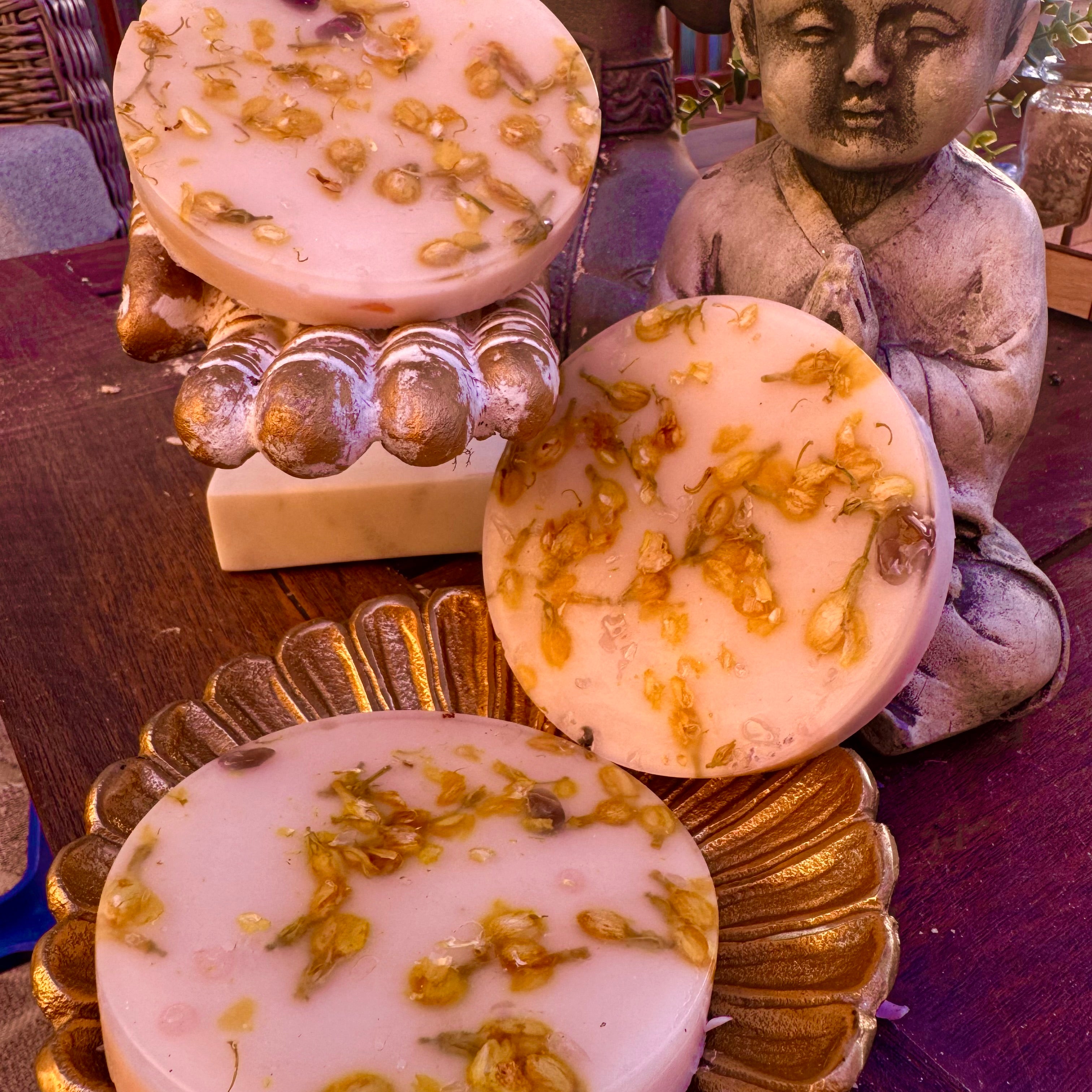 🌹 Silk Sheets – Energetically infused Sensual Luxury Bar